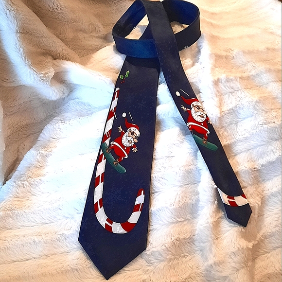 100% Silk Santa Snowboarding Candy Cane Tie - Picture 2 of 9